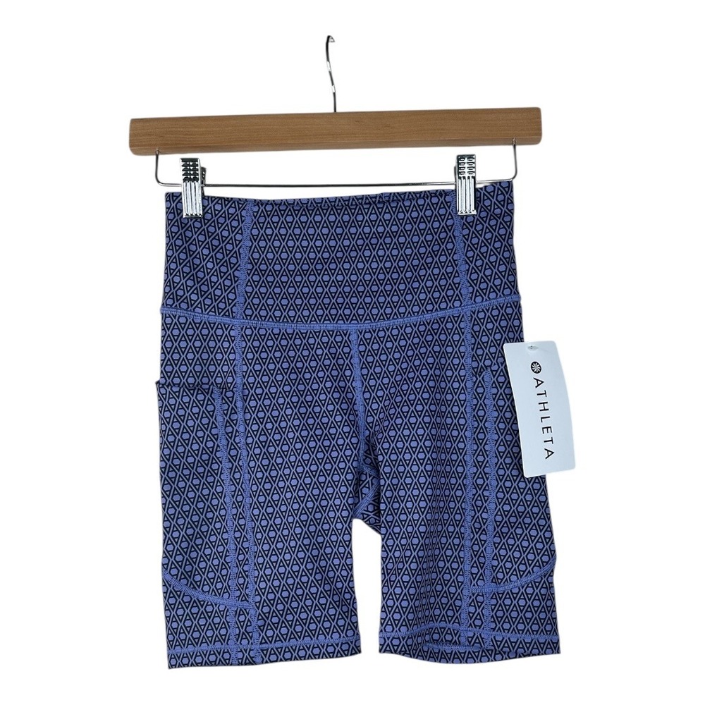New Athleta Ultimate Stash Monogram 7" Bike Shorts size XS‎ Purple